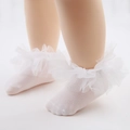Calcetines de algodón blanco para bebé con grandes volantes de encaje de tul en capas - Blanco (UU03-2)