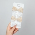 Lot de 4 barrettes à cheveux élégantes en dentelle de coton crème et blanc sur carte - Style Nœud en Dentelle Beige et Blanc (DP174-1)