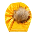 Gelbe Samt Baby Turban Mütze mit flauschigem braunem Kunstfellbommel oben - Hellgelb (SS70-30)