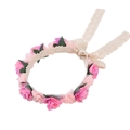 Rosa böhmischer Blumenkranz für Mädchen mit Kunstrosen und eleganten Spitze-Bändern - Rosa (HH203-7)