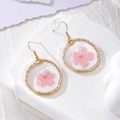 Chic gold irregular drop earrings with pink resin flower pendants and hooks - Pink Flower