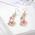 Orecchini a coniglio dorati fatti a mano con veri fiori secchi rosa in resina - Coniglio Fiori Rosa (Gancio in Acciaio Inossidabile)