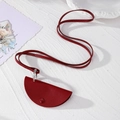 Astuccio per chiavi a semicerchio in ecopelle rosso scuro con cordino e anello argento - Semicircolare Rosso Vino