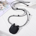 Chic black leather neck-hanging pouch necklace with beaded strap and vase shape - Small Pocket Shape / Black