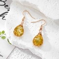 Oorbellen met gedroogde bloemen en gouddraad omwikkeld met gele hars voor vrouwen - Geel Gipskruid Druppel