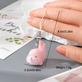Dettaglio del portachiavi a forma di foca rosa con misura 2,2cm e peso 7,6g - Foca Rosa (1MR89)