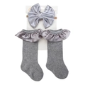 Set fascia e calzini grigi per neonato con fiocchi di raso su base bianca - Grigio chiaro