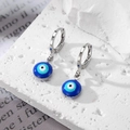 Orecchini a cerchio in argento minimalisti con pendenti smaltati occhio di Allah - Argento Sfera Piccola