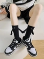 Chaussettes magnétiques noires créatives qui se tiennent la main avec broderie yeux - Style Mains Aimantées Brodé / Noir avec broderie