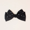 Elegante fermaglio per capelli in raso nero con perle bianche in stile Hepburn - Nero