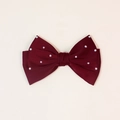 Barrette à cheveux élégante en satin bordeaux avec perles blanches de style vintage - Bordeaux