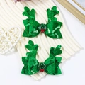Paar Weihnachts-Haarspangen mit grünen Pailletten-Schleifen und Geweihen für Kinder - Grüne Pailletten Kranz-Stil