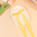 Elegante fiocco in raso giallo con spilla in metallo argento per decorazioni di nozze fai-da-te - Giallo Brillante