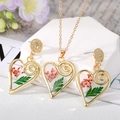 Parure de bijoux cœur doré faits main avec de vraies fleurs séchées rouges en résine - Collier et boucles d'oreilles / Style Petite Fleur Orange