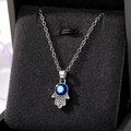 Hamsa Hand Kette in Silber mit blauem Auge des Teufels und funkelnden Kristallen - Silberne Halskette