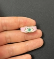 Vintage Boze Oog ring van lichtroze emaille en legering met gouden details - Verstelbaar Open / Roze Oog