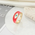 Verstelbare gouden ring met boze oog en rood emaille op een witte displaystandaard - Verstelbaar Open / Rood Oog