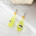 Boucles d'oreilles pendantes créatives coréennes en résine bouteille jaune et métal - Bouteille de liqueur jaune