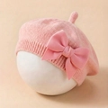Béret en tricot rose pour bébé avec un grand nœud en satin et petit pic au sommet - Rose