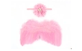 Dettaglio delle ali d'angelo in piume rosa e della fascia per capelli in chiffon - Rosa