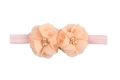 Détail du bandeau pour bébé en mousseline pêche avec strass et perles faits à la main - Bourgeon de Neige