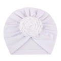 Turbante bianco per neonato con una grande rosa di stoffa e texture plissettata - Bianco