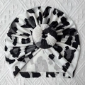 Zachte elastische katoenen babymuts met een stijlvol zwart-wit koeienprint ontwerp - Eén maat / Stijl D (Grijs-Zwart Luipaard)