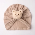 Gestrickte Khaki Baby Turban Mütze mit süßem 3D Plüschbären-Patch und Zopfstrickmuster - Einheitsgröße / Kaffeebraun