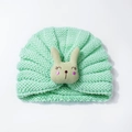 Gorro de punto verde menta para bebé con adorno de conejo y cálida textura de canalé - Verde Menta