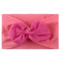 Dettaglio di una fascia rosa morbida in nylon per neonati con grande fiocco in chiffon - Rosa Rossa