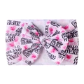 Dettaglio della fascia per neonati con cuori rosa e fiocco 'HELLO, I'M new HERE' - Hello New Here (C)