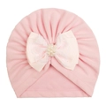 Gorro turbante rosa para bebé con lazo de satén, encaje elegante y perlas blancas - Rosa