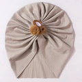 Détail du bonnet turban bébé en maille côtelée kaki clair avec motif lapin en peluche - Gris