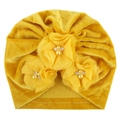 Bonnet turban bébé en velours jaune gingembre avec trois fleurs en mousseline et perles - Jaune