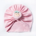 Rosa Waffelstrick Baby Turbanmütze mit niedlichem besticktem Erdbeere-Pompon-Detail - Rosa
