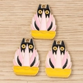 Dettaglio di ciondoli a gatto nero in smalto con finitura dorata per creazione gioielli DIY - Stile Gatto / Confezione da 10 / Rosa
