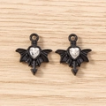 Detail of gothic bat wing heart charms with black plating and clear zircon inlay - 5 Pieces / Black & White