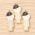 Vue détaillée de 3 breloques squelettes avec chapeaux étoiles noires et bords dorés - Lot de 10 / Or Blanc Noir