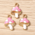 Colgantes de champiñón rosa con puntos blancos y bordes dorados para joyas - Paquete de 10 / Rosa rojo