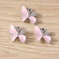 Rosa Emaille Schmetterling Anhänger mit glitzernden Strasssteinen und silberner Öse für DIY - Silberrosa