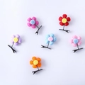 Lot de six barrettes à fleurs tissées colorées avec ressorts pour filles en couleurs variées - Couleur de fleur aléatoire
