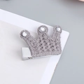 Lindo clip de pelo con corona tejida gris para niñas y detalles de diamantes - Corona Gris