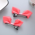 Set de pinzas para el cabello con lazo de satén rosa para niñas con clips de metal - Rojo Sandía