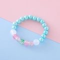 Beaded girl bracelet with light blue pearls and colorful crackle beads in macaron style - Cracked Style / Blue