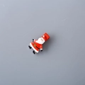 Nahaufnahme der süßen Weihnachtsmann-Haarklammer für Kinder mit rotem Band - Weihnachtsmann