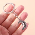 Vintage maan gezicht sleutelhanger van legering met retro textuur en stevige metalen ring - Antiek Zilver