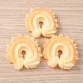 Detail of cream-colored resin biscuit charms with layered textures and silver metal loops - Wavy Cream Cookie / Set of 4