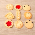 Set van 9 realistische hars voedselminiaturen inclusief wafel en koekje bedeltjes voor DIY ambachten - Gemengde Biscuit Collectie / Set van 4