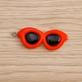 Creatieve rode zonnebril hanger met legering druppel olie voor DIY sieraden en sleutelhangers - 10 Stuks Verpakking / Rood
