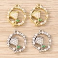 Dettaglio di ciondoli a fiore con strass e perle per creazione di gioielli fai da te - Tulipano Perla Tonda - Colore Misto